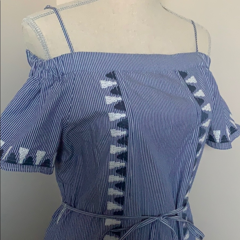 Tunic - Picture 3 of 6